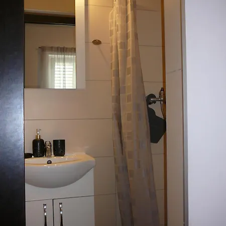 Kuca Za Odmor Batinic Apartmán *